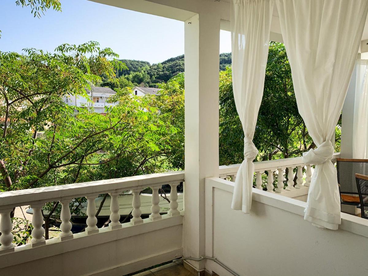 Apartments Gurman ซูเปทาร์สกา ดรากา ภายนอก รูปภาพ