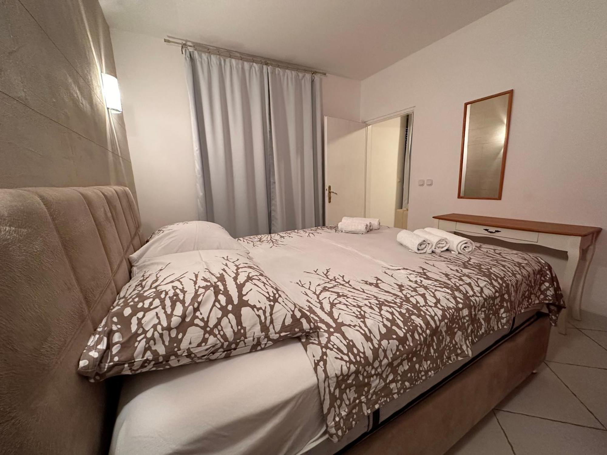 Apartments Gurman ซูเปทาร์สกา ดรากา ภายนอก รูปภาพ